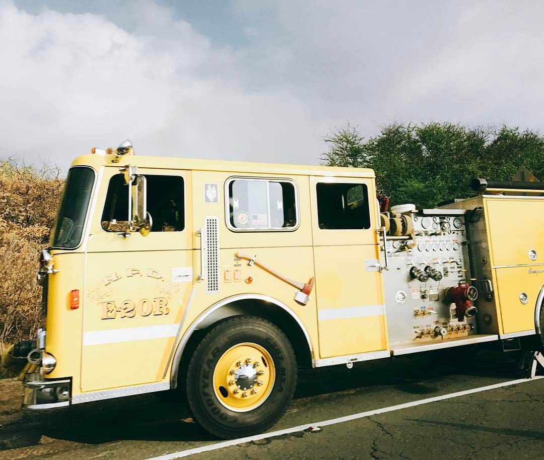 泉里香さんのインスタグラム写真 - (泉里香Instagram)「消防車が黄色いのは知らなかった🚒」2月7日 21時25分 - rika_izumi_