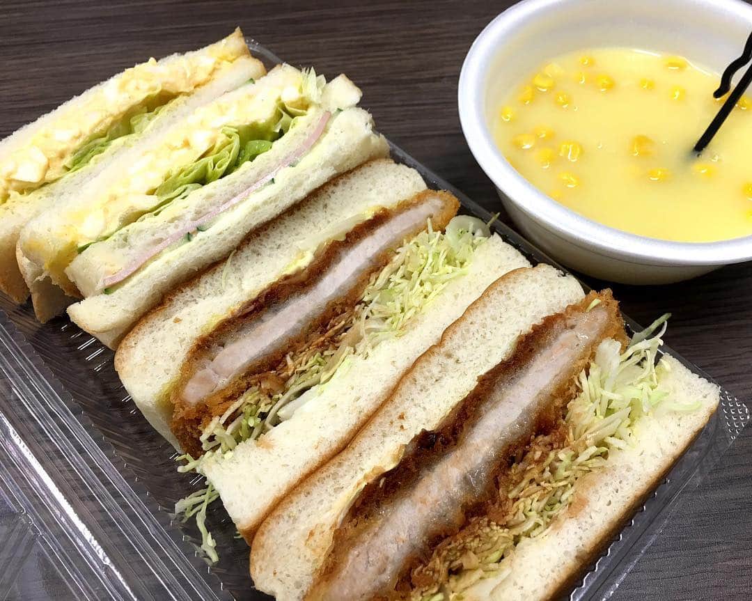 馬場典子さんのインスタグラム写真 - (馬場典子Instagram)「ランチは #コメダ のサンドイッチでした」2月9日 17時27分 - baba_channel