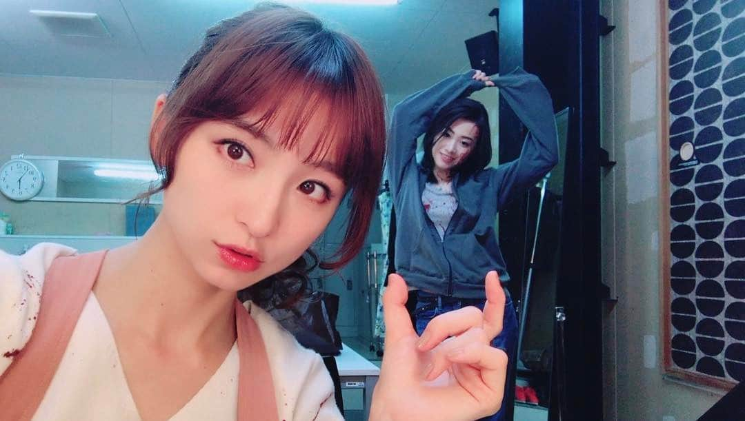 篠田麻里子さんのインスタグラム写真 - (篠田麻里子Instagram)「舞台バイオハザード明日初日😉💕お待ちしてます👸🏼👸🏼👸🏼#エビハラ#アベちゃん 今夜はプレバト観てね🙄🤙」2月9日 17時55分 - shinodamariko3