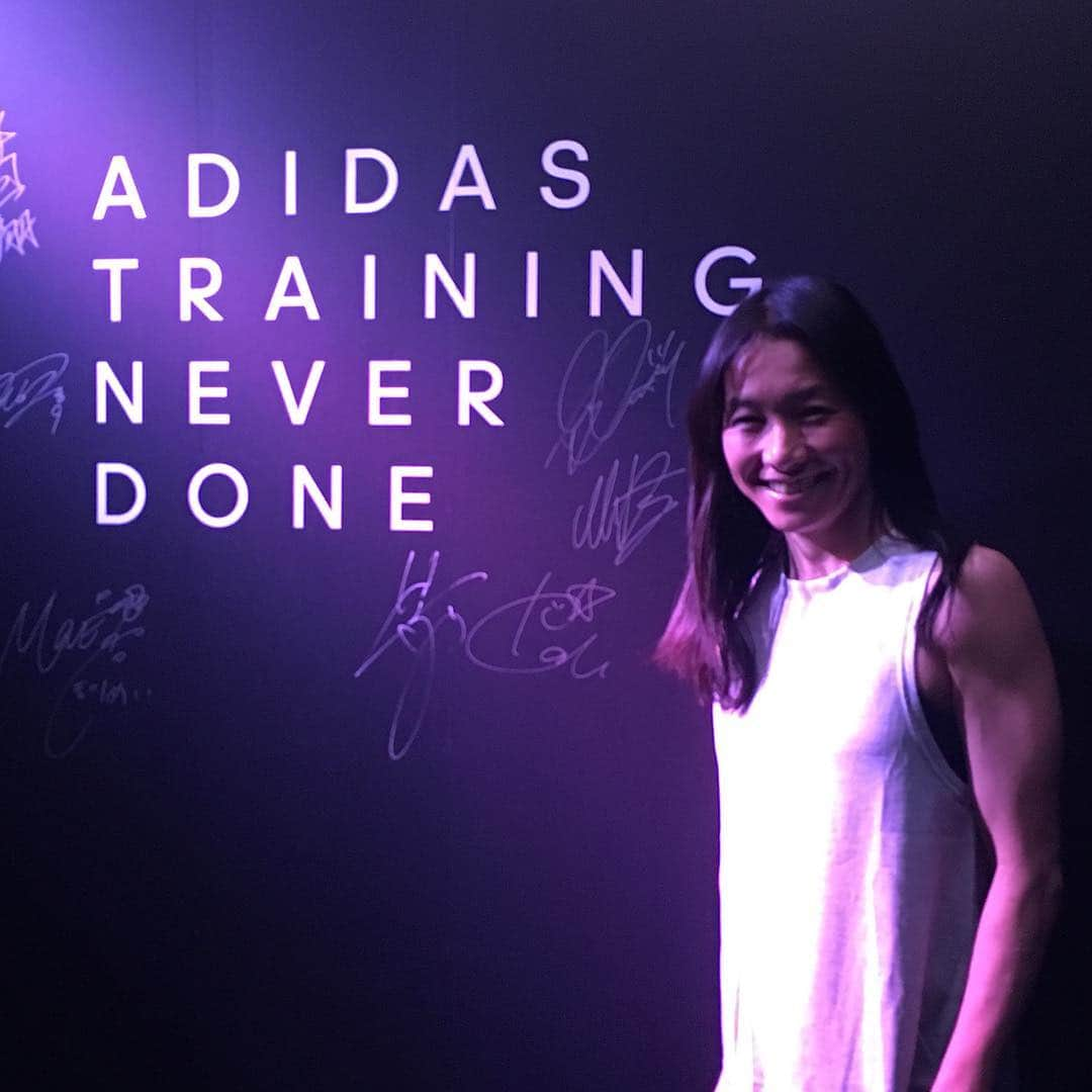 伊達公子さんのインスタグラム写真 - (伊達公子Instagram)「adidasの東京タワーでのイベントに参加 #伊達公子 #kimikodate #kimikodatekrumm #tennisplayer #テニス #adidas #adidastenis #adidastraining #ガチトレにマジ夢中  #neverdone」2月11日 12時37分 - kimiko.date