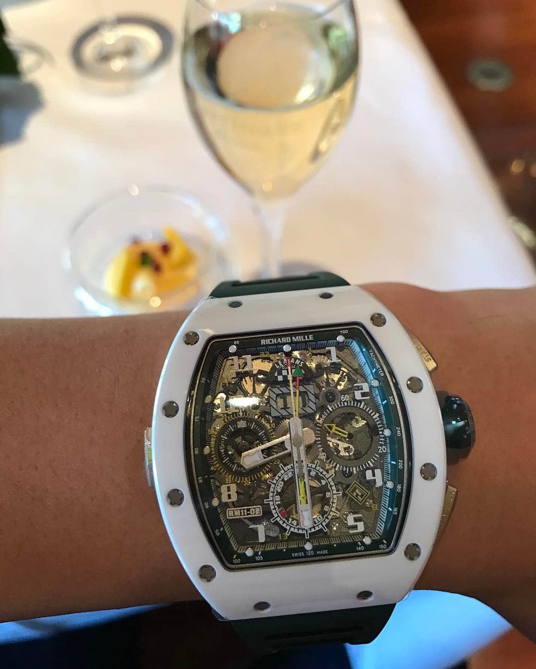 山岸久朗のグルメインスタ