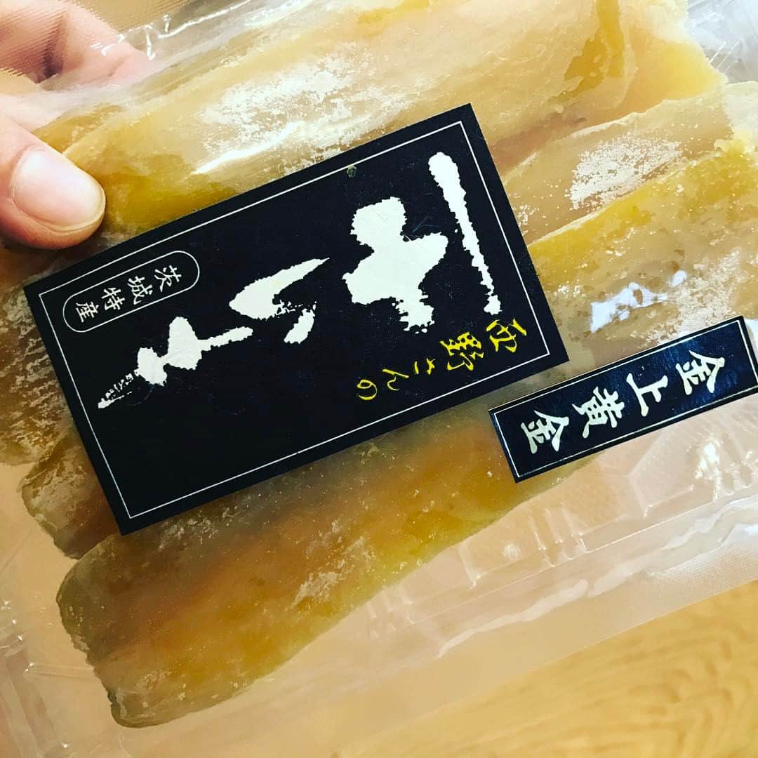 森 拓郎さんのインスタグラム写真 - (森 拓郎Instagram)「干し芋くれるって、分かってるなぁ。」2月12日 9時30分 - mori_taku6
