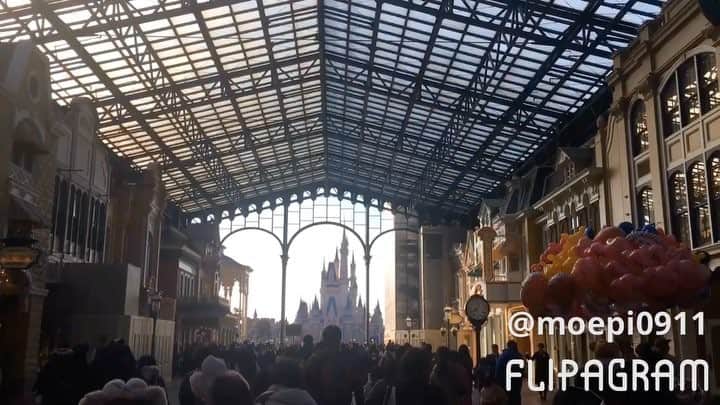 竹澤萌子のインスタグラム：「🐭💓🏰💓🎢💭🌈💕💕 #TDR#TDL#disney#disneyland#tokyodisneyland#japan#tokyo#japanesegirl#offday#instagood#instalike#ディズニー#ディズニーランド#東京ディズニーランド#金沢SC#OG#シンクロ#今年も#弾丸#現地集合現地解散」
