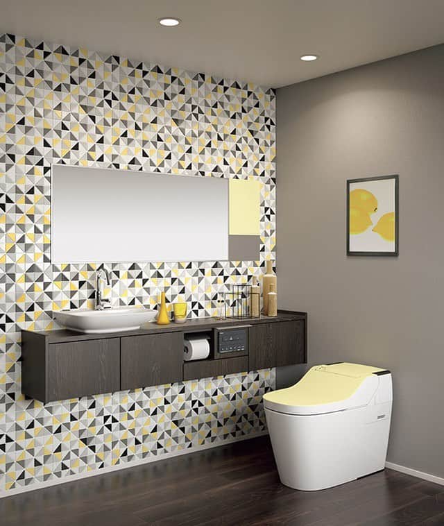 パナソニックのすむすむ さんのインスタグラム写真 - (パナソニックのすむすむ Instagram)「#今日のトイレ #メロウイエロー 優しい色合いで、壁紙や床材によって色々なスタイルが楽しめそうです。  #パナソニック #japanesetoilet #toilet #yellow #パナソニック #パナソニックトイレ #アラウーノ #トイレリフォーム #新築 #リフォーム #panasonic」2月15日 17時07分 - sumai_panasonic
