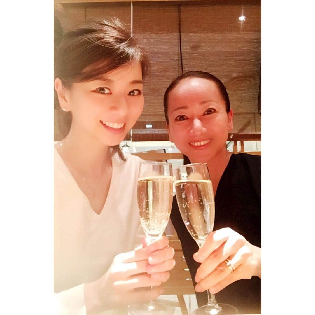 えれなさんのインスタグラム写真 - (えれなInstagram)「昨日は真壁さんとdinnerでした✨  #valentinesdinner  #バレエレッスン後 #和食屋さん #真壁京子さん#えれな #バレエ仲間」2月15日 17時23分 - elena1982312