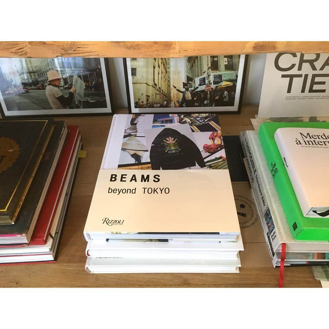 ムッシュー ラスネールのインスタグラム：「The next best seller.  Happy 40th birthday @beams_official ! #beams #rizzoli #beamslovesrizzoli」