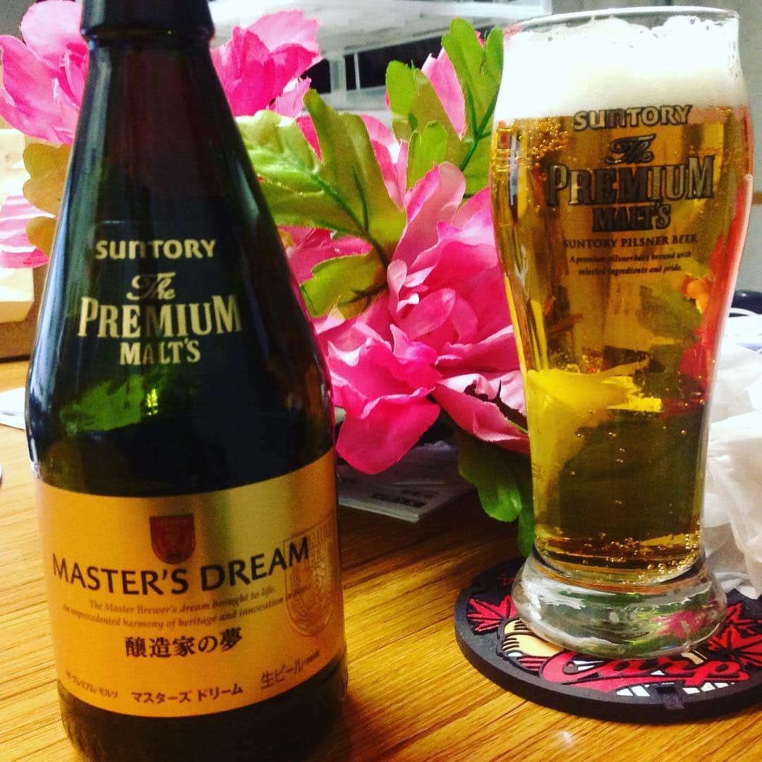 夜景 個室 菜華-梅田店-のインスタグラム：「マスターズドリームの試飲中！ 美味しい食事には美味しいビール♪  #菜華 #梅田 #北新地 #居酒屋 #マスターズドリーム #大阪駅前第3ビル  #nabana #umeda #izakaya #masters #dream」