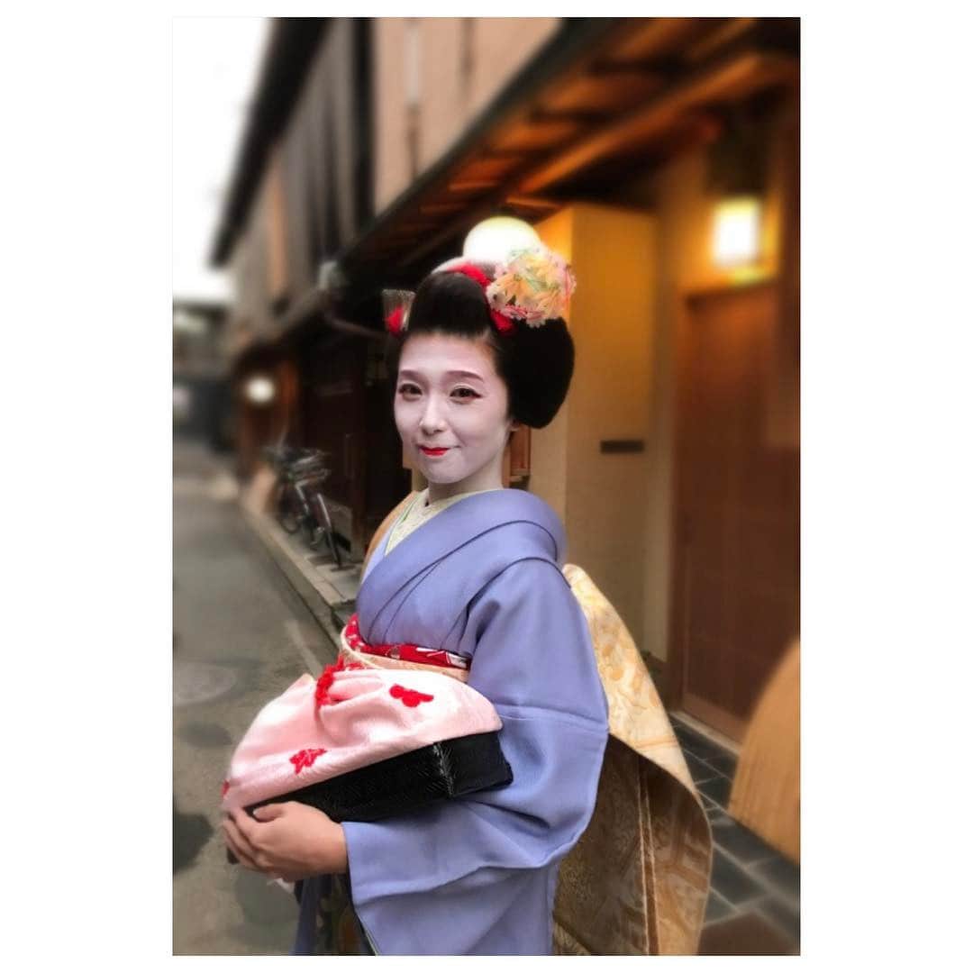 川村亜紀さんのインスタグラム写真 - (川村亜紀Instagram)「Became Japanese Maikosan. 舞妓さんに変身させていただきました。 #japanesetraditional #japanesemaiko #japan #kyoto #kyotomaiko #preciousexperience  #貴重な体験 #ありがとうございます #舞妓さん #京都 #伝統文化 #亜紀の和装記録」2月18日 23時39分 - _aki1015_