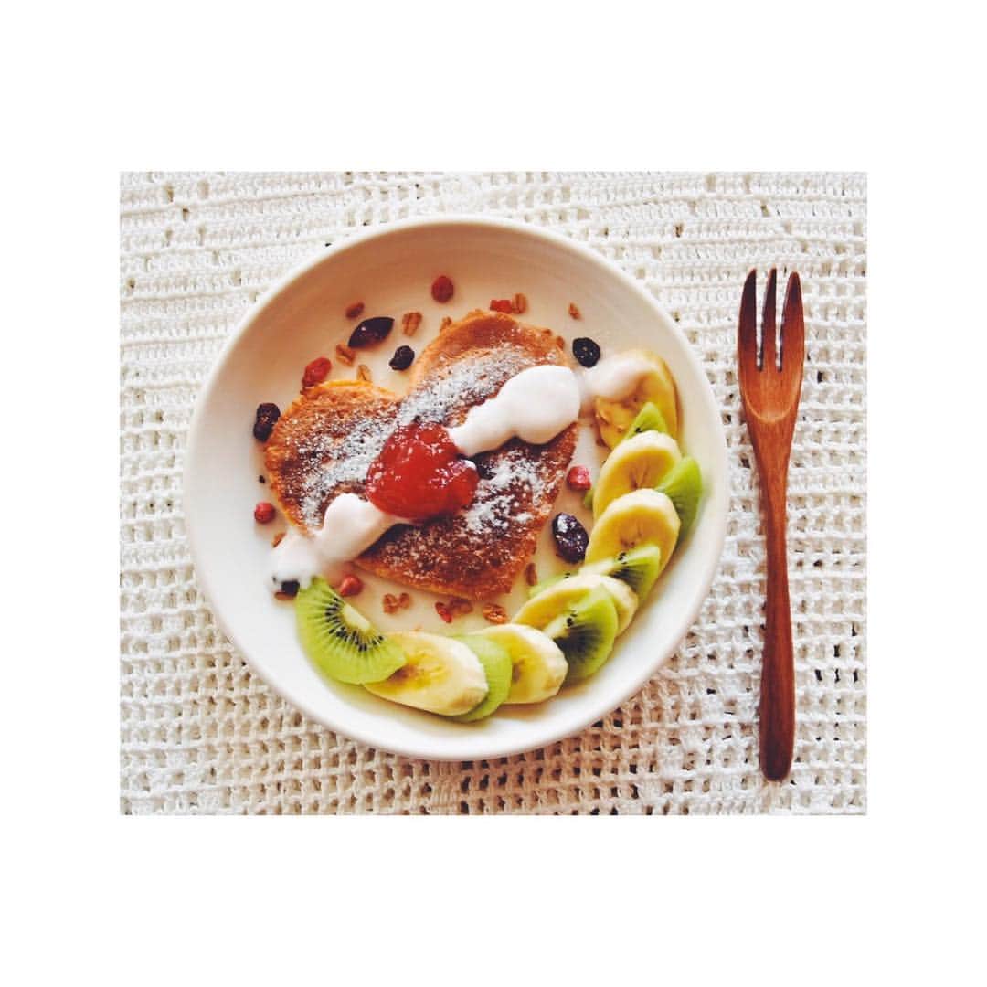 矢原里夏さんのインスタグラム写真 - (矢原里夏Instagram)「🍴♡ 本日は、毎月キッコーマン様から頂いている豆乳を使ってのパンケーキです。 #3時のおやつ #と見せかけて #わたしの朝ごはん #豆乳パンケーキ #手作りパンケーキ #キッコーマン」2月20日 14時55分 - rika_yahara