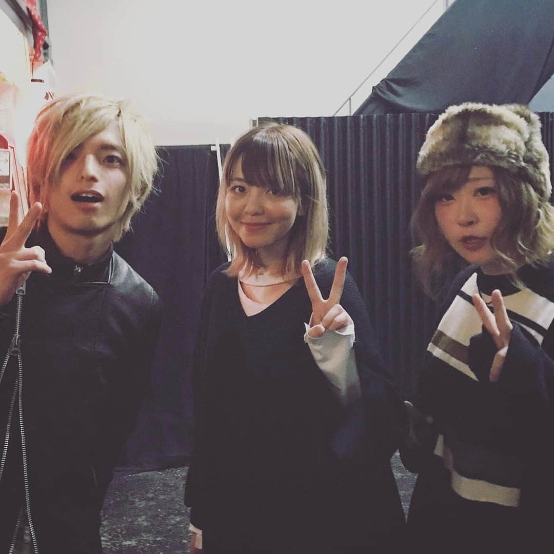 Fear And Loathing In Las Vegasさんのインスタグラム写真 Fear And Loathing In Las Vegasinstagram 今日のしゅんさん 機長 遊んでないで 早くレコーディングしてください 加古川のエースパイロット So 3月14日 14時37分 Falilv Official