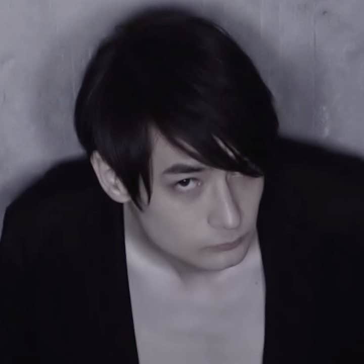 KANOTTIのインスタグラム：「KANOTTI THE PREVIEW 001 #IGotYouUnderMyKONTROL #KANOTTI」
