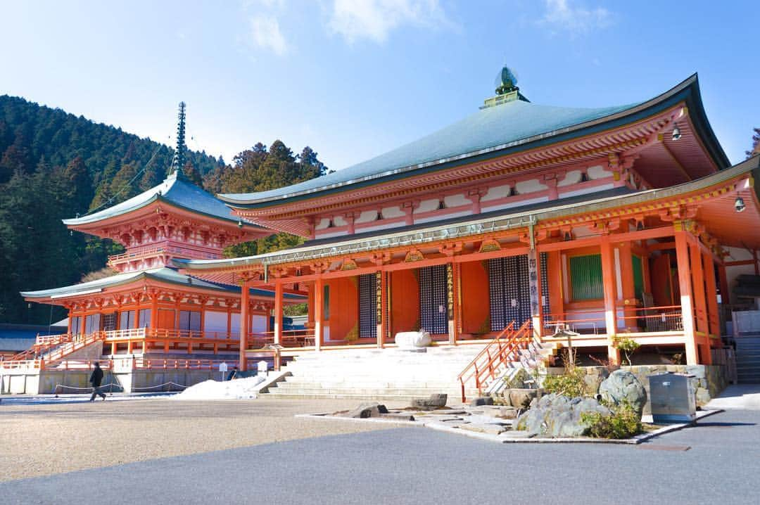 長崎バス観光さんのインスタグラム写真 - (長崎バス観光Instagram)「比叡山 延暦寺 #延暦寺」3月20日 14時04分 - nbkanko_bus