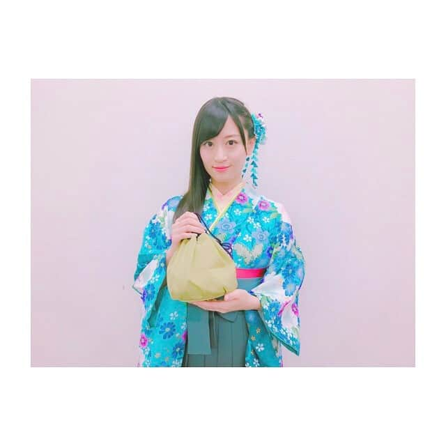 上西恵さんのインスタグラム写真 - (上西恵Instagram)「色んな衣装着せてもらったなぁ。。。 袴とか着物とか 入ってなかったらこんなに沢山は着てなかったと思う。。。 #卒業 #袴 #和 #和装 #日本文化 #hakama #kimono #japaneseculture  #袴ヘア #片寄せ #ストレート #하카마 #일본」3月21日 20時14分 - jonishi_kei