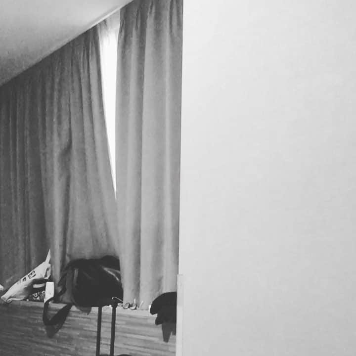 のインスタグラム：「韓国ツアーが終われば次の日はNGK単独。 #時間がない #ラストスパート #遊んでる暇はない」