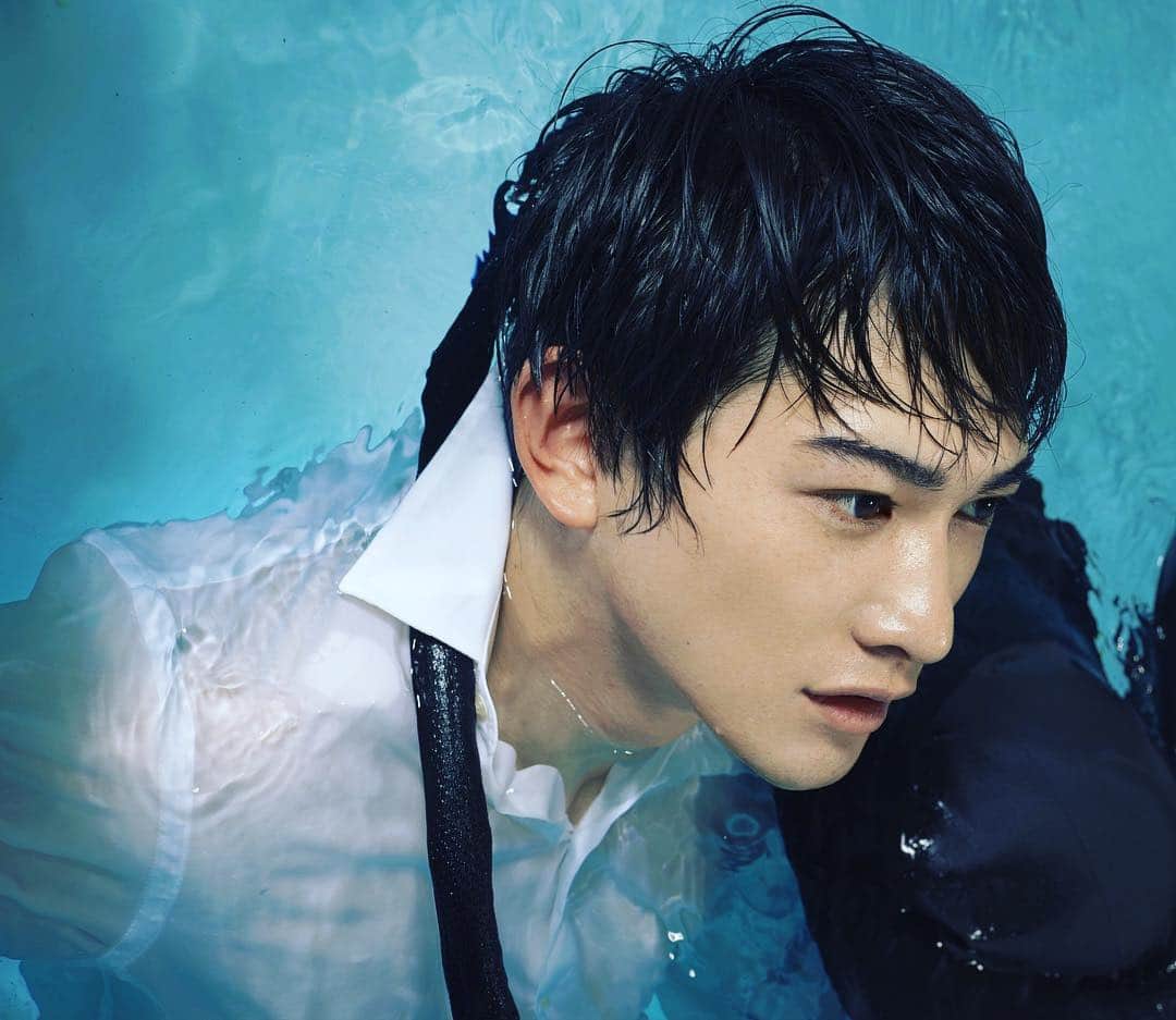 のインスタグラム：「other shot #CUT4月号」