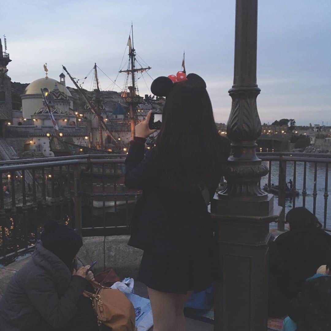 深沢あかりのインスタグラム：「昨日、1年半ぶりくらいに行ってきました🏰 大好きな場所」