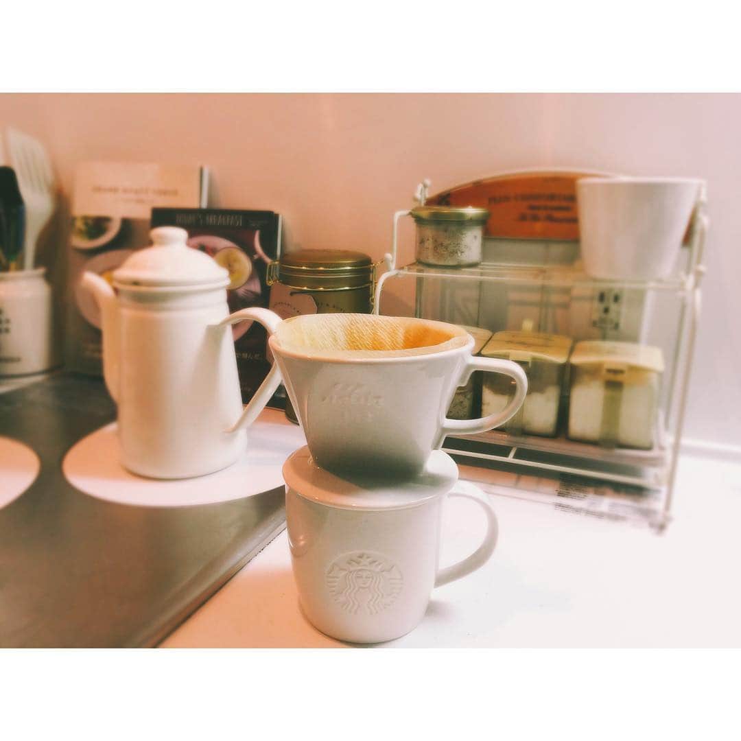 戸田れいさんのインスタグラム写真 - (戸田れいInstagram)「#gm#morningcoffee#coffee#☕︎#haveawonderfulday #💋」3月1日 8時32分 - rei_toda
