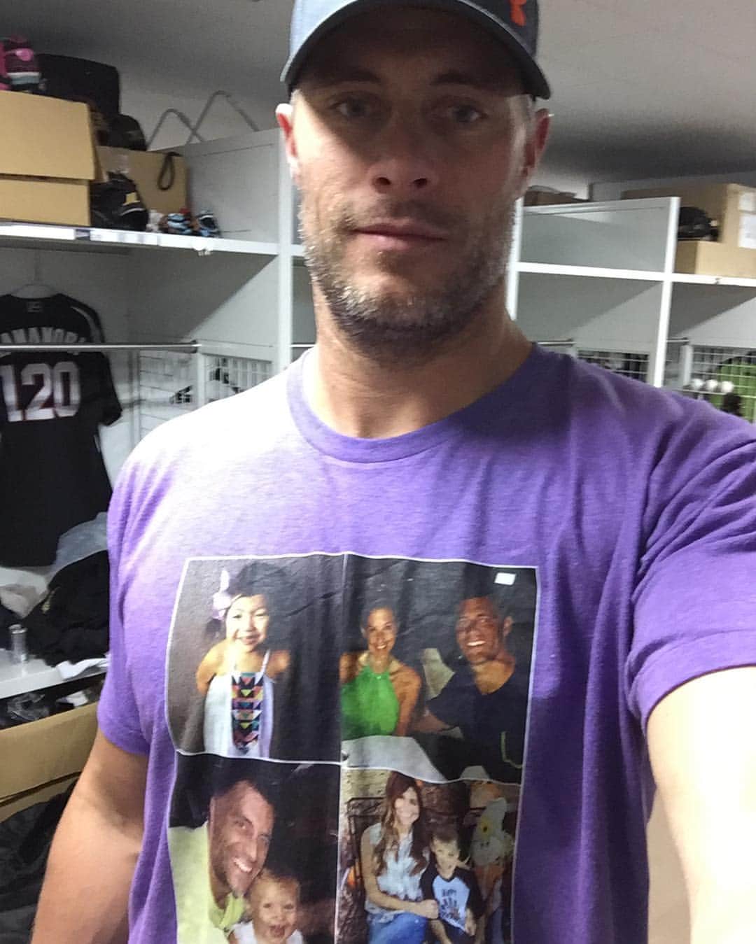 ジェイソン・スタンリッジのインスタグラム：「I may be away from them, but my super-thoughtful and always-thinking-of-me wife, made me some more cool tshirts for this daddy flying solo to have his kids on his sleeve......I'm gonna make it......I think」