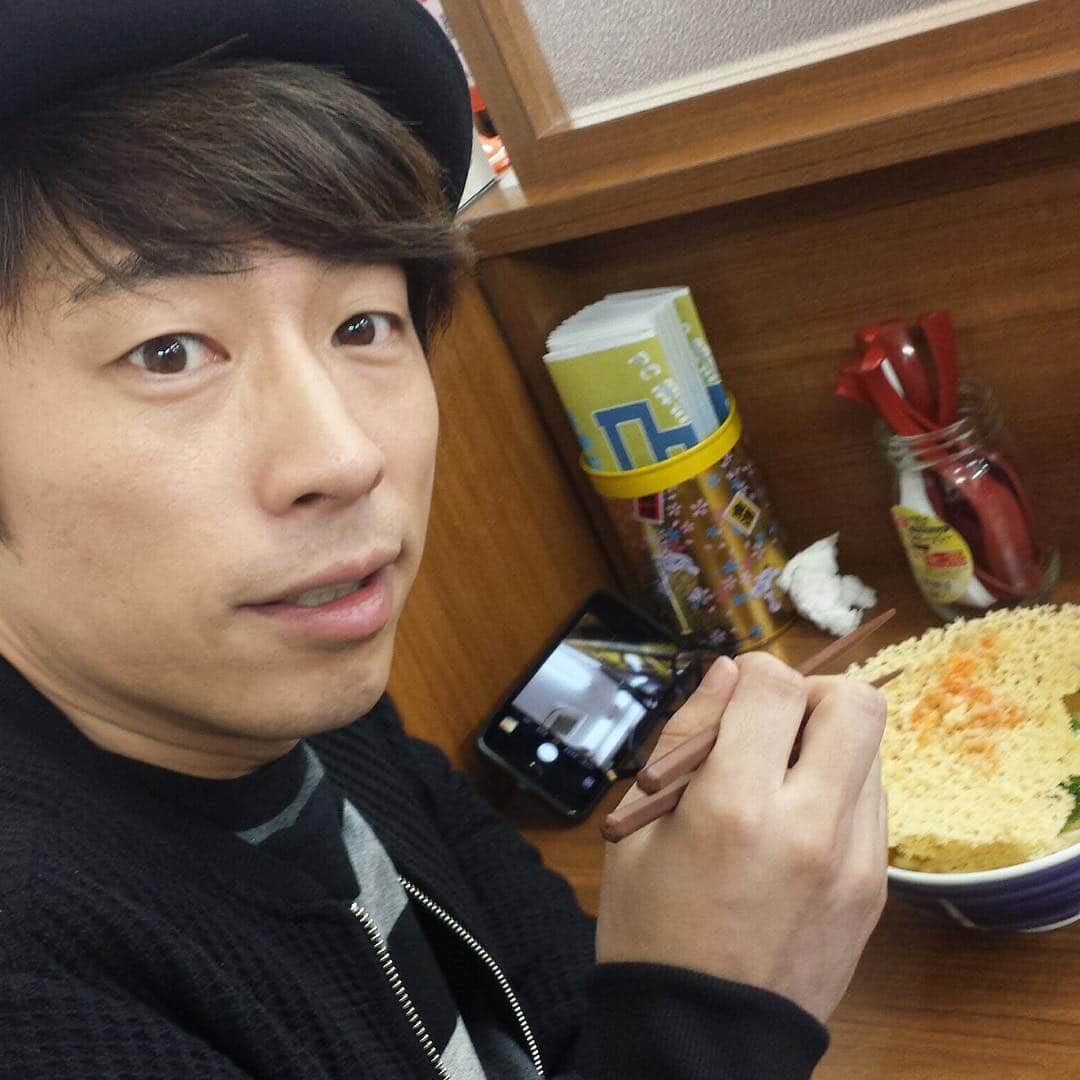 田村淳のインスタグラム：「下関のソウルフード 桃太郎の天ぷらうどん」