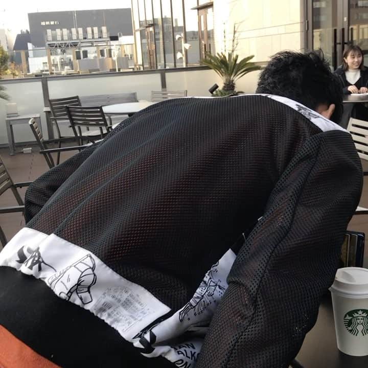 のインスタグラム：「うまいうまいうまい。今日の食レポ。 #栗原陵矢」