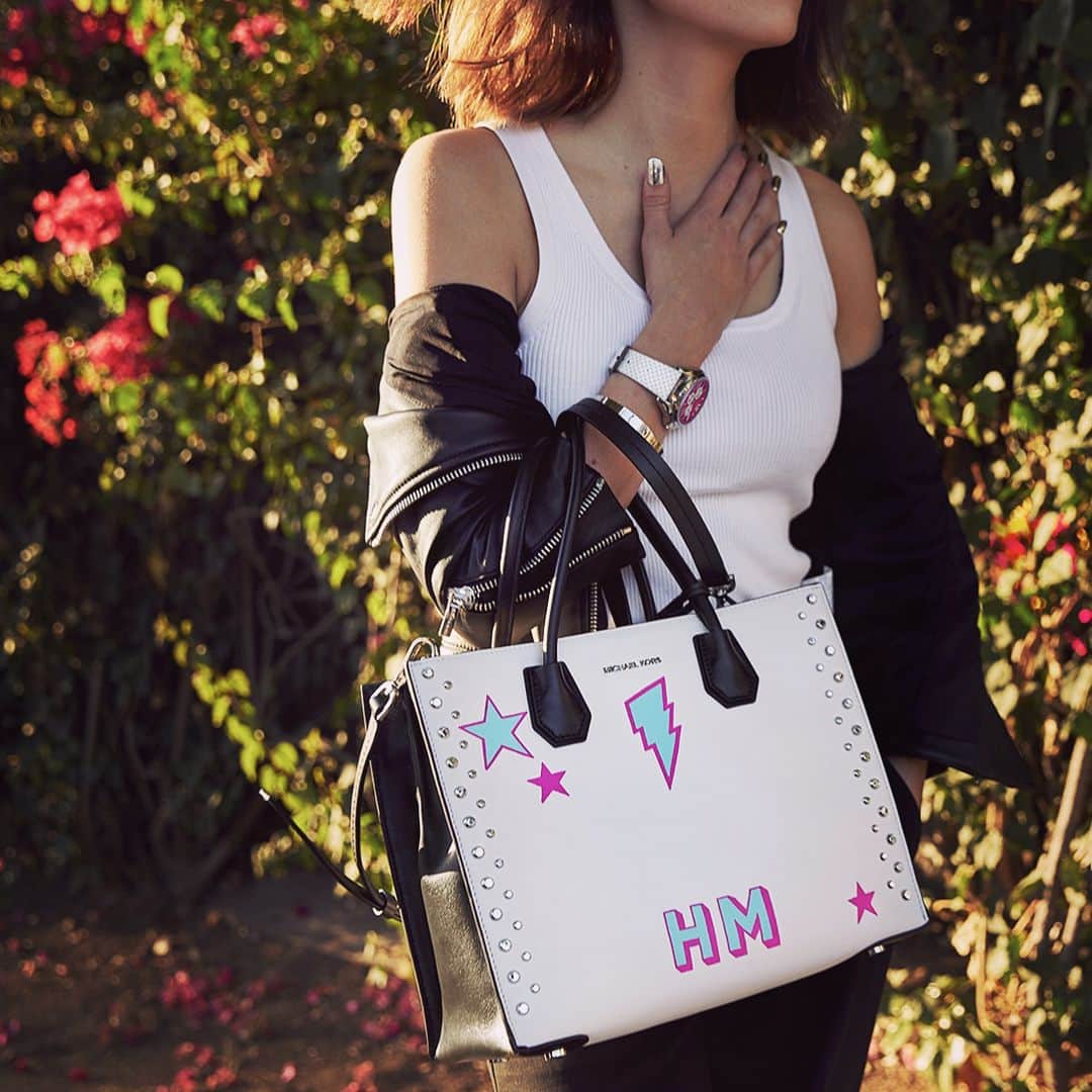 森星さんのインスタグラム写真 - (森星Instagram)「@michaelkors #sidewalkspotted 📸💗 Loving my custom made MK bag!」3月3日 14時32分 - hikari