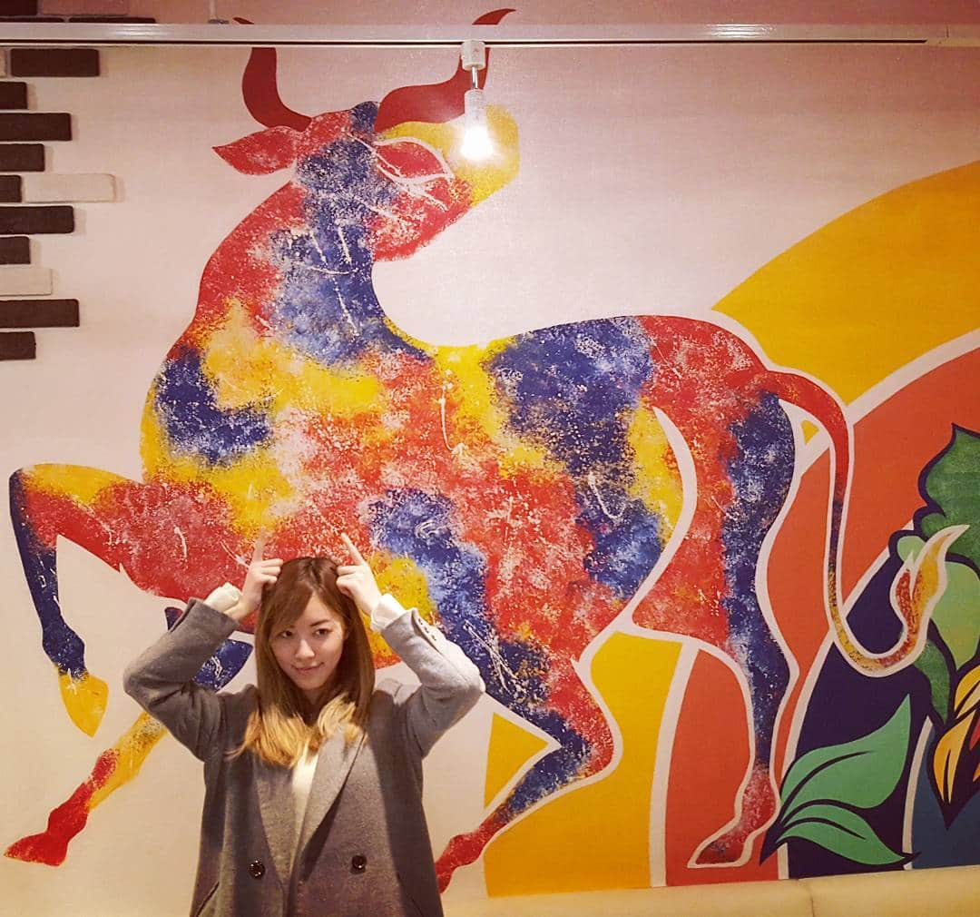 松井珠理奈さんのインスタグラム写真 - (松井珠理奈Instagram)「松井珠理奈　丑年です🐮💕 #うしし #もぉ #ぎゅー」3月4日 22時35分 - jurinamatsui3