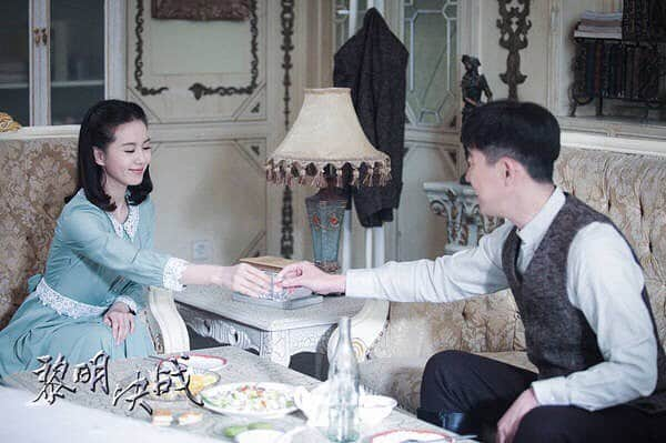 リウ・シーシー（Liu Shishi）のインスタグラム：「#liushishi #刘诗诗 #劉詩詩 #リウシーシー Actor Wang Qianyuan and actress Liu Shishi in The Battle at the Dawn.  A TV series about China's first generation of policemen under the Communist Party of China will air on Beijing Satellite TV on March 3. The Battle at the Dawn, with the Ministry of Public Security as one of the producers, is based on a group of Chinese policemen in Harbin, the capital of Northeast China's Heilongjiang province, in 1946. After World War II, Harbin became the first large city in China to be liberated by the Communists. The Vice-Minister for Public Security, Chen Zhimin, says the series will shed light on Chinese policemen. Chinese policemen have a lot of similarities with FBI agents. But while Hollywood movies make FBI agents into screen heroes, the series will make the policemen heroes for the public, he says. Actress Liu Shishi in The Battle at the Dawn. Liu Jiang, the director, says the production is a salute to the first generation of Communist policemen who tackled criminals in a complex environment. Despite the nature of the subject, the series has star power. Wang Qianyuan, a veteran actor who won the best actor award at the Tokyo International Film Festival for The Piano In A Factory in 2011, plays the lead as the public security bureau chief, Cheng Qiang, in Harbin. Wang says that he learned a lot about the risks of police work during the shooting. He says that there are nearly 6,000 fatalities among the police in China every year. Actress Liu Shishi, known for a series of fantasy epics, will star as a Kuomintang spy in the series.」