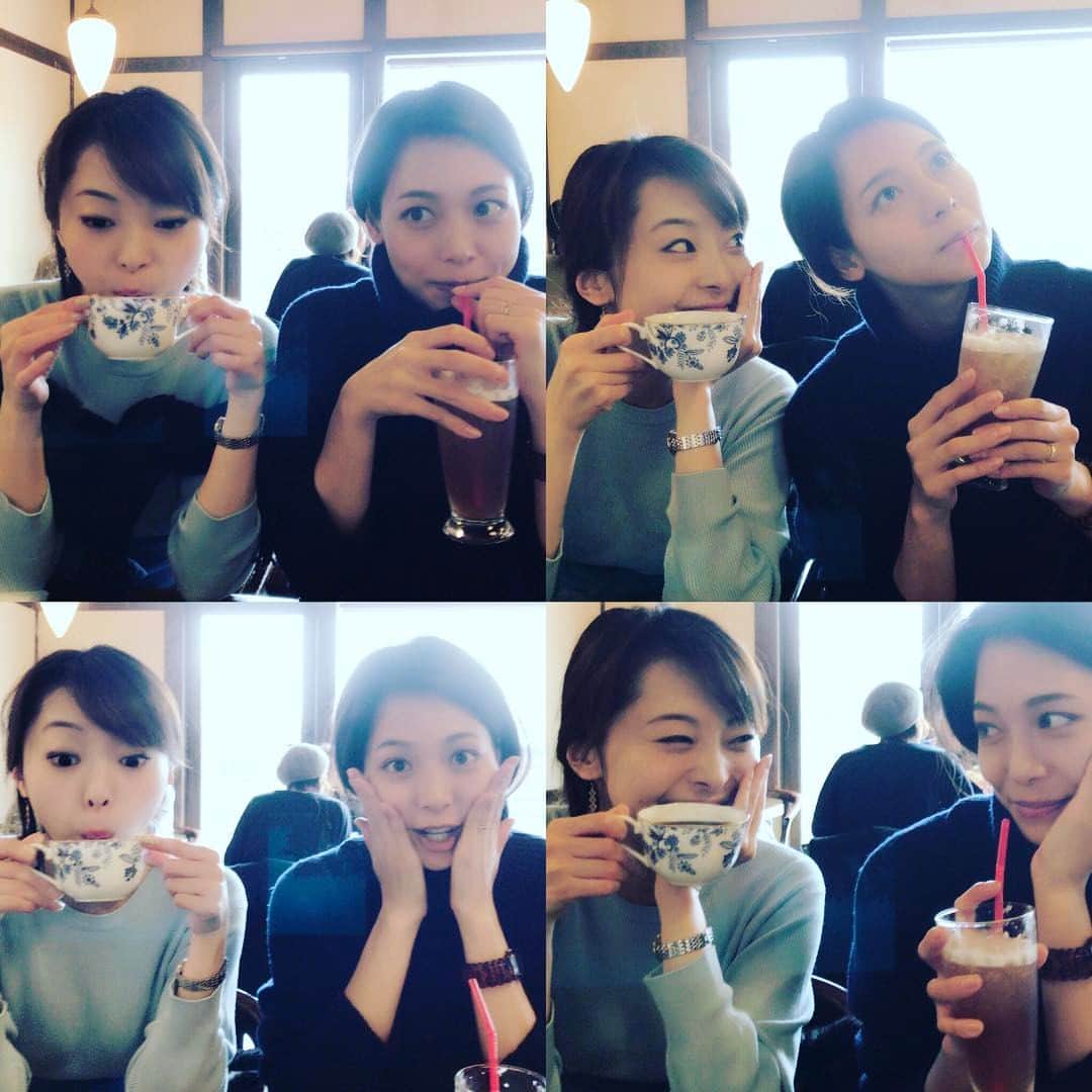 相武紗季のインスタグラム：「久々の団欒。お姉ちゃんなのに若く見えるっていいなー。#似てるんだか似てないんだか #姉妹はいいね」