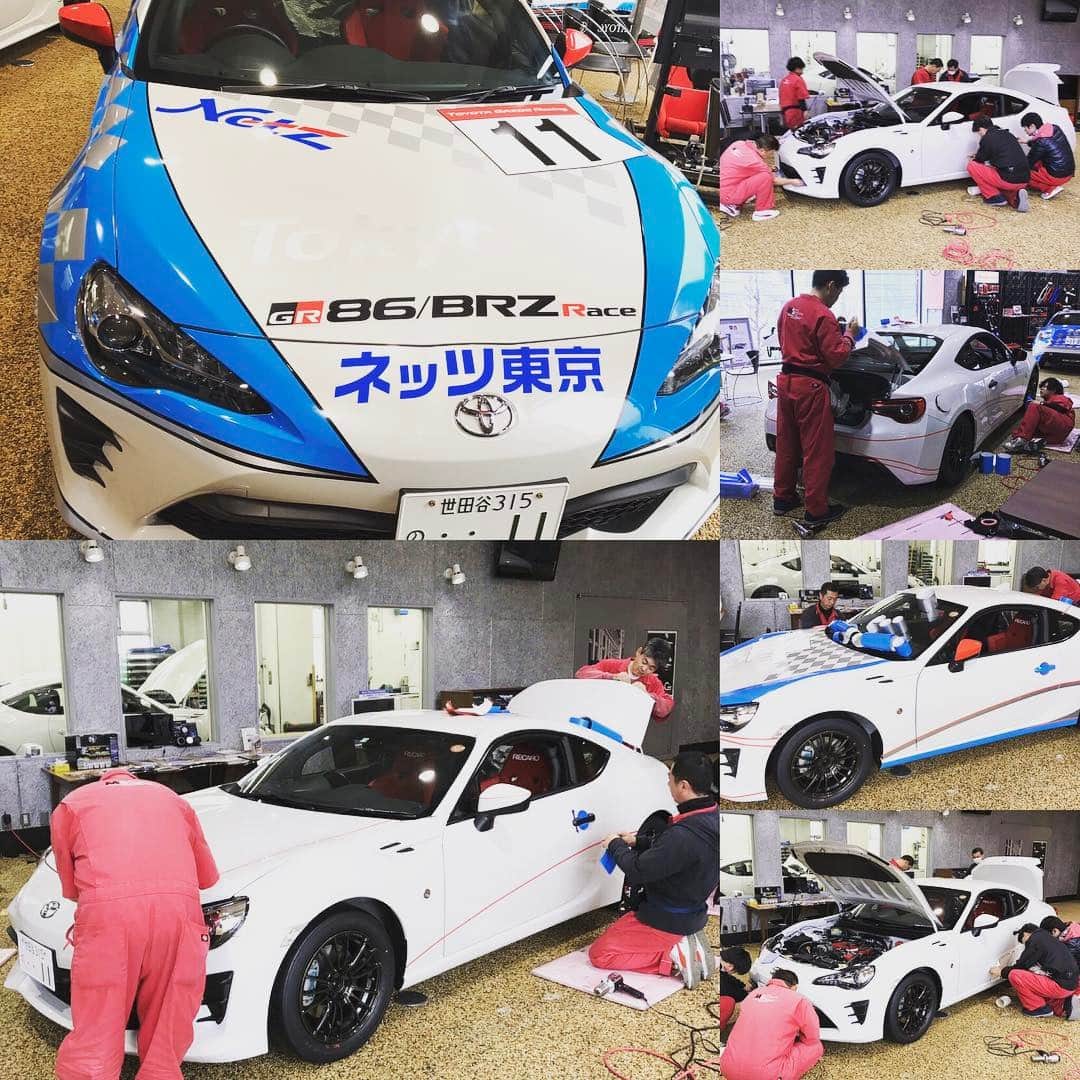脇阪寿一さんのインスタグラム写真 - (脇阪寿一Instagram)「新車のカラーリングできた！ ゼッケン #11 #get #ネッツ東京レーシング  #gazooracing #86 #brz #race」3月7日 18時52分 - juichiwakisaka