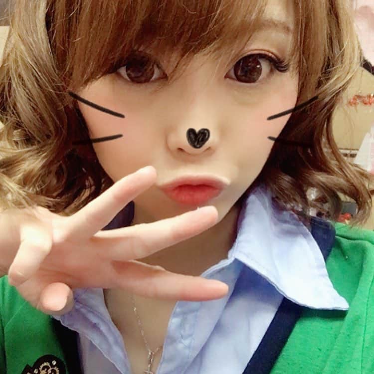 広瀬奈々美のインスタグラム：「デラカブもあと3日ー(´･ω･`)フィナーレダンスもあと3日ー(´･ω･`) #フィナーレダンス#まだ間違える#そろそろ完璧に踊りたい#この格好も見納め」