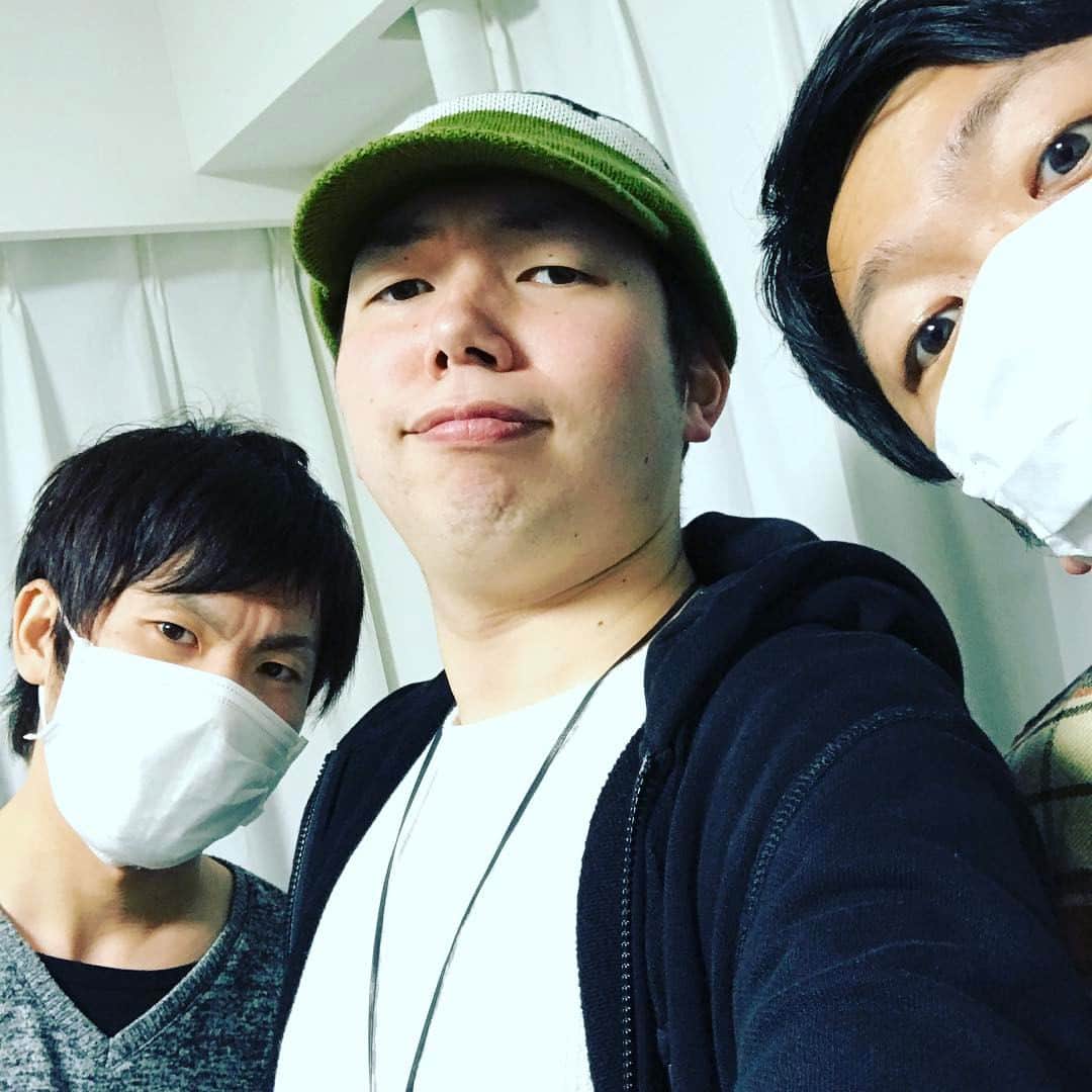 CO-DAのインスタグラム：「昨日、ツイッターであげた写真の別バージョン！ 「イケ顔でお願いします！」って言ったらそれぞれこうなりましたw」