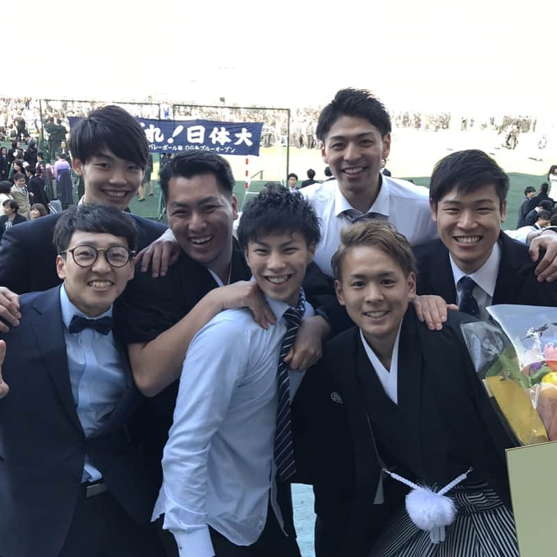 山本智大さんのインスタグラム写真 - (山本智大Instagram)「日本体育大学卒業しました！ 後輩達ついてきてくれてありがとう！ 活躍を期待しています 武田和貴、、、 最後の最後まで良い思い出をありがとう。笑 そしてさようなら」3月10日 19時20分 - tomohiro_yamamoto