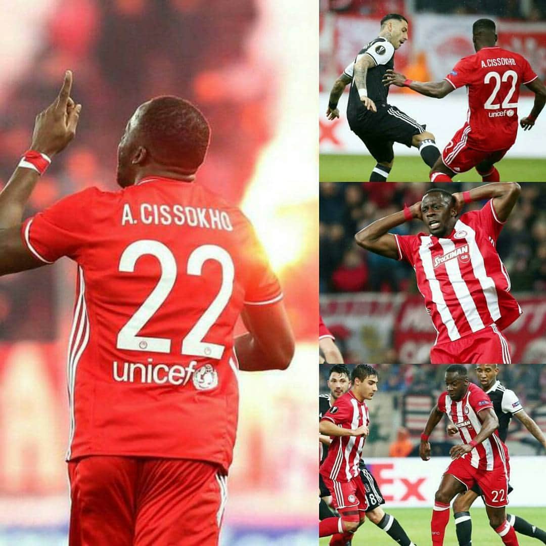 アリ・シソコのインスタグラム：「Always good feeling to play european game with amazing atmosphere in karaiskaki 🔴⚪🔴⚪」