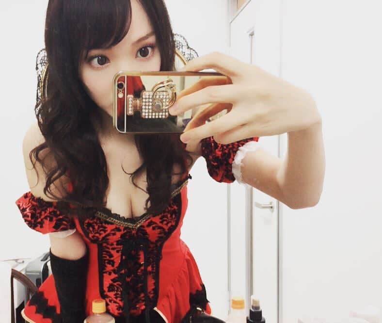 下田美咲さんのインスタグラム写真 - (下田美咲Instagram)「本日撮影。 衣装が可愛かったー！ #姉アゲハ」3月12日 17時14分 - shimodamisaki815