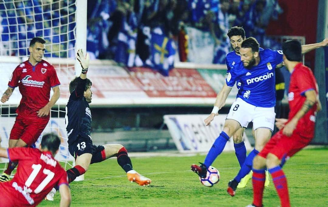 ミゲル・ペレス・クエスタさんのインスタグラム写真 - (ミゲル・ペレス・クエスタInstagram)「Unlucky 👠!! +1 ⚽️!! #seguimossumando #realoviedo #puntoespunto」3月13日 3時16分 - michuoviedo9