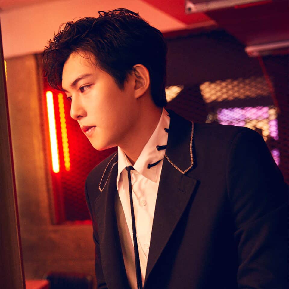 カン・ミニョクさんのインスタグラム写真 - (カン・ミニョクInstagram)「CNBLUE 7TH MINI ALBUM 「7°CN」 7TH MINI ALBUM  #CNBLUE #씨엔블루 #7도 #7도CN #7도씨엔 #칠도씨엔 #7ºCN #헷갈리게 #Between_Us」3月15日 15時34分 - mr_kanggun