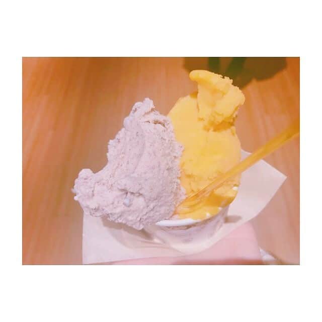 上西恵さんのインスタグラム写真 - (上西恵Instagram)「ジェラート😋😋 ミルクチョコチップとマンゴー クリーミー系とサッパリ系😋😋 #ジェラート #Gelato #젤라토 #冰淇淋」3月15日 22時13分 - jonishi_kei