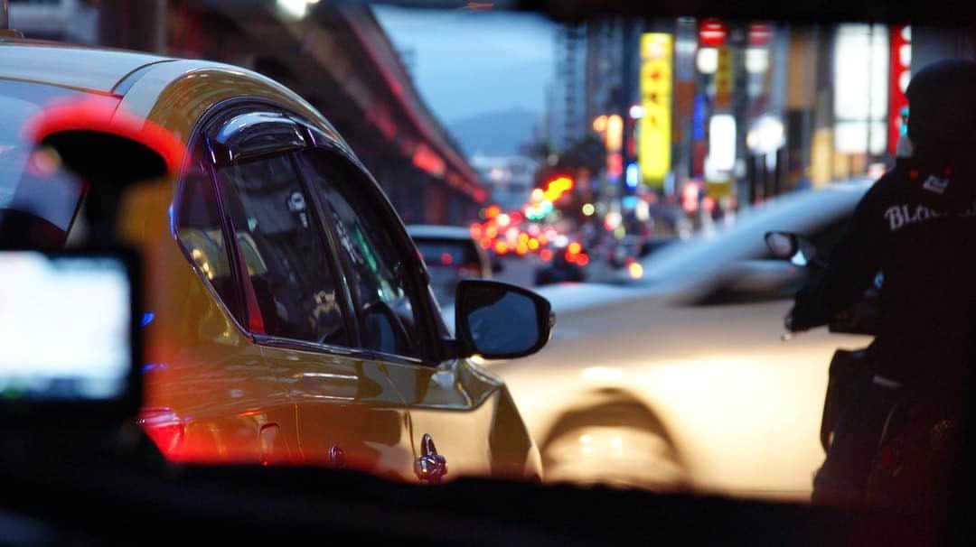Alex Sinicynのインスタグラム：「Taipei 🚙🛵」