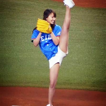 中村果生莉さんのインスタグラム写真 - (中村果生莉Instagram)「WBC！  1投1投、ドキドキするのはライオンズチャンネル時代から変わってない!!笑  #WBC #牧田投手 抑え  #埼玉西武ライオンズ #侍ジャパン #おめでとうございます  #ライオンズチャンネル #始球式 #3年前か… #時が経つのは本当に早い(笑)」3月15日 22時26分 - kaori.nakamura_0226