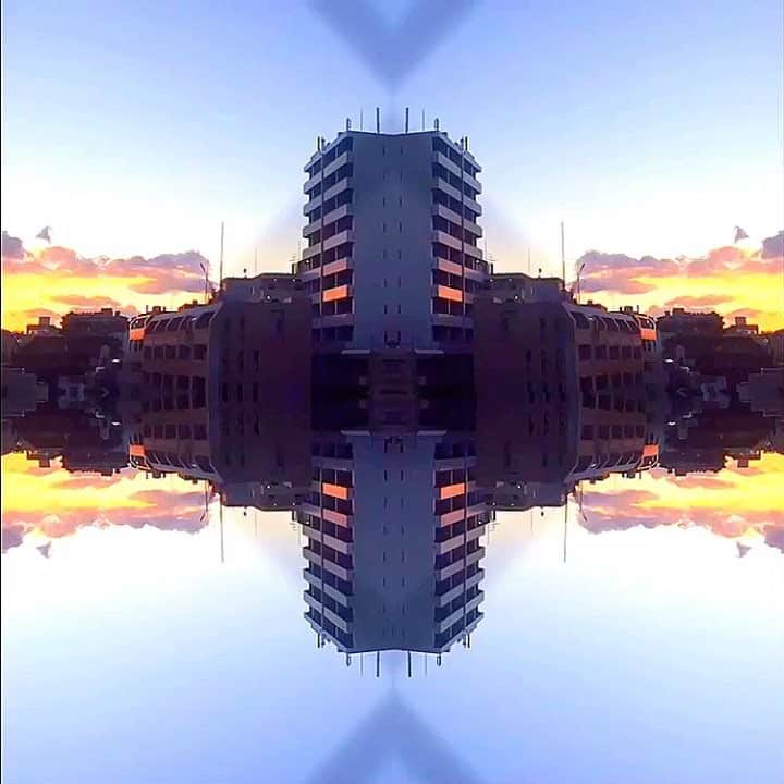 出浦寛子（HIROKO）のインスタグラム：「. #MURAMASA #LoveForThat #VIBBIDI #reflection #timelapse #cjhiroko #cjd_hiroko #detsuko #deurahiroko #music  #movie  #video #instavideo #videooftheday . . .」