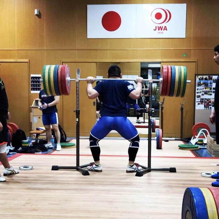 山本俊樹のインスタグラム：「squat 260KG  @yoshitada4  2016 University world champion  #weightlifting #snatch #cleanandjerk #deadlift #nikeromaleos2 #多田佳弘」