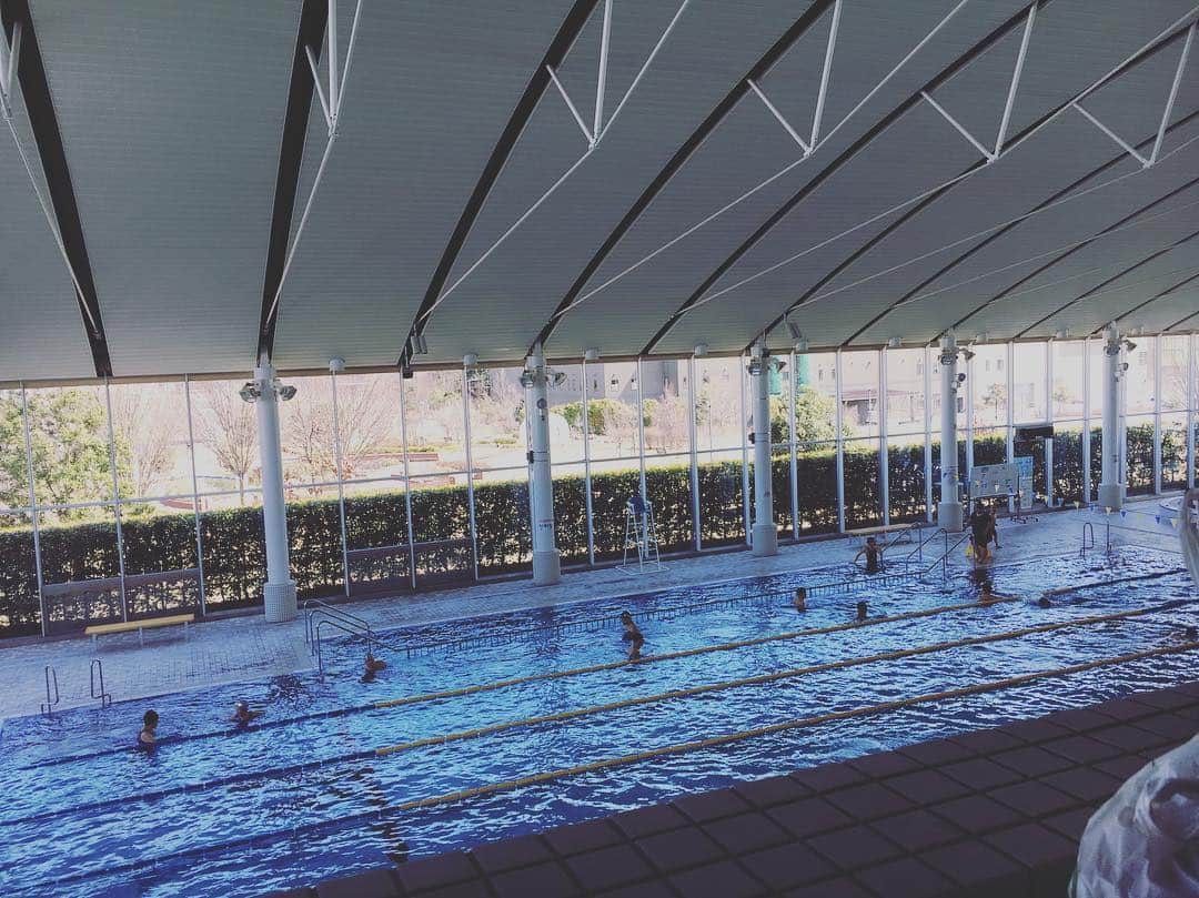 那須川天心さんのインスタグラム写真 - (那須川天心Instagram)「本日は朝からプールトレーニング。 普段やってない事をやるとこんなにも疲れるんだなぁ、、。#プール#あまり泳げない」3月17日 12時16分 - tenshin.nasukawa