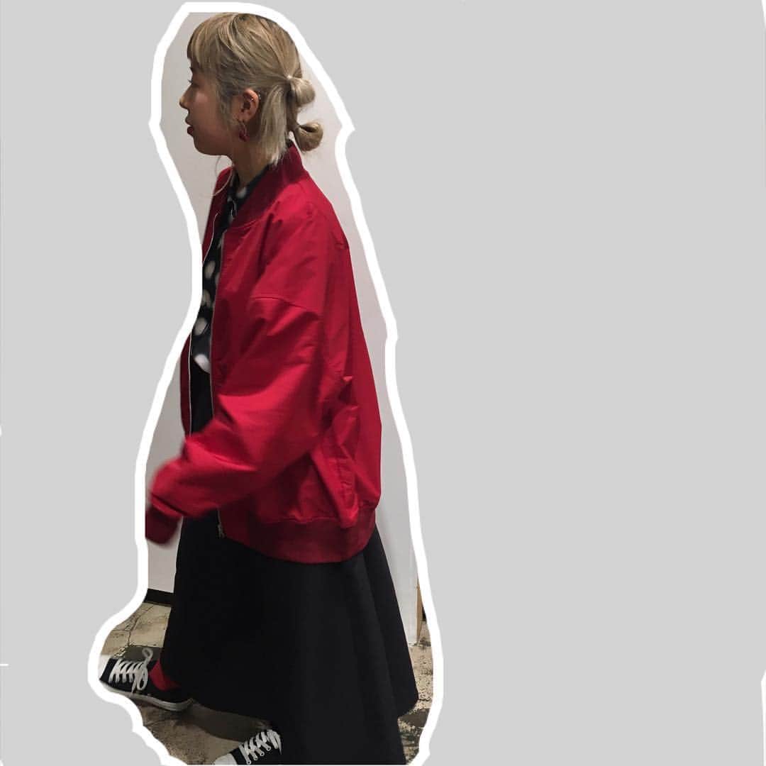 のインスタグラム：「BIG MA-1 📮📮📮 #iami #iamiinfact #ma1 #red」