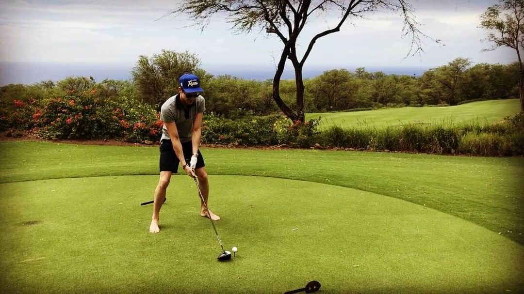 のインスタグラム：「Happy St Patrick's to all my fellow Irish and Irish American.」