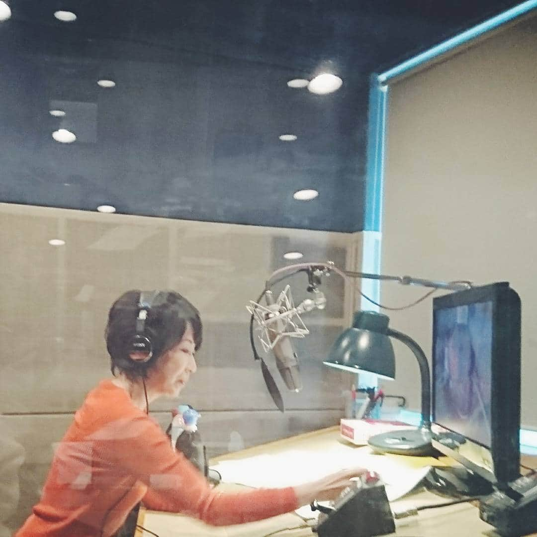 伊藤蘭さんのインスタグラム写真 - (伊藤蘭Instagram)「🎙️ ナレーションをやらせていただきました❗ 明日放送です。  日曜ビッグバラエティ 『特命ドクター～世界に誇るニッポンの外科医たち～』 2017年3月19日(日)  19時54分～21時48分 テレビ東京系列 http://www.tv-tokyo.co.jp/sun/ 語り #平泉成　#伊藤蘭  治療困難な病気に悩み苦しむ日本全国の患者を救う “特命ドクター”に密着！ 驚きの医療技術や、命の現場で繰り広げられる 人間ドラマを追う医療ドキュメント。 #特命ドクター #ドクター #外科医 #ナレーション #語り」3月18日 12時00分 - ranito_official