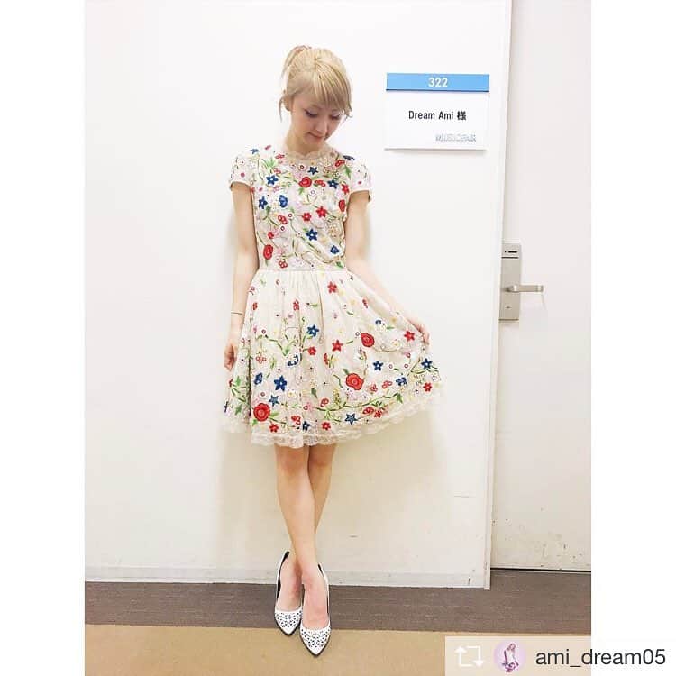 映画「ひるなかの流星」のインスタグラム：「今日18時〜MUSIC FAIR✨ 是非ご覧ください💗💗 #ひるなかの流星 #映画ひるなか  #はやく逢いたい」