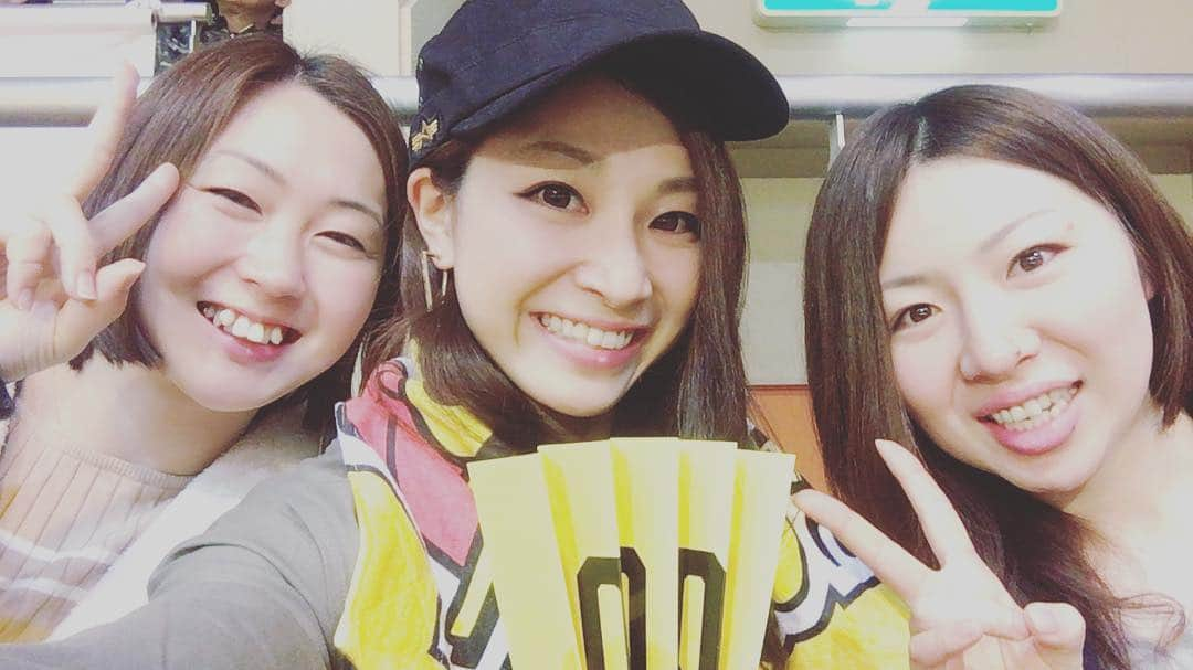 佐藤あり紗さんのインスタグラム写真 - (佐藤あり紗Instagram)「. #89ERS #富山グラウジーズ #あゆみさん #よしこさん #古川学園 #東北福祉大学 #ハンド部 #バレー部 #仙台市体育館 #カメイアリーナ仙台」3月18日 18時50分 - arisa_chu