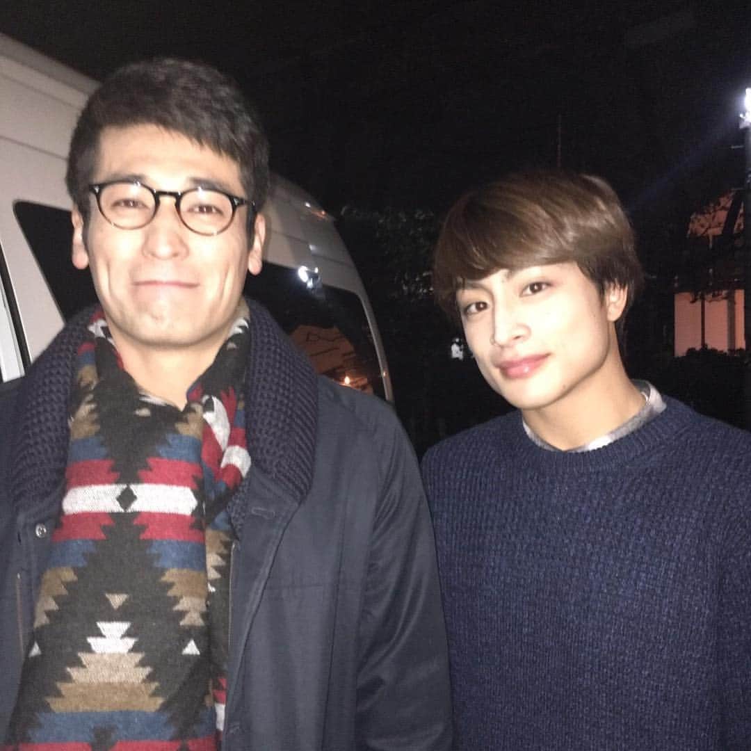映画「ひるなかの流星」のインスタグラム：「‪#ひるなかアルバム‬ ‪今日の1枚はこちら☝️ ‪「同じシーンは無かったけど、お会いすることができました！！」 by #白濱亜嵐 ‬. 明日は #山本舞香 ちゃんです📸‬ ‪#ひるなかの流星 #3月24日公開‬ ‪#佐藤隆太 ‬」