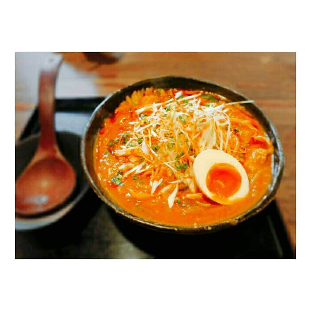 麺処 誇さんのインスタグラム写真 - (麺処 誇Instagram)「辛味噌ネギラーメン！  #西新宿#新宿区#歌舞伎町#新宿駅#新宿三丁目#新宿#新宿二丁目#新宿御苑#つけ麺#ラーメン#醤油ラーメン#味噌ラーメン#ラーメンインスタグラマー#ラーメン倶楽部#グルメ#麺スタグラム#煮卵#岩のり#辛味噌#ネギ#唐辛子#大勝軒#花田#仕事帰り#寄り道##follow4follow#followforfollow#followback#麺処誇」4月17日 18時50分 - mendokoro.hokori