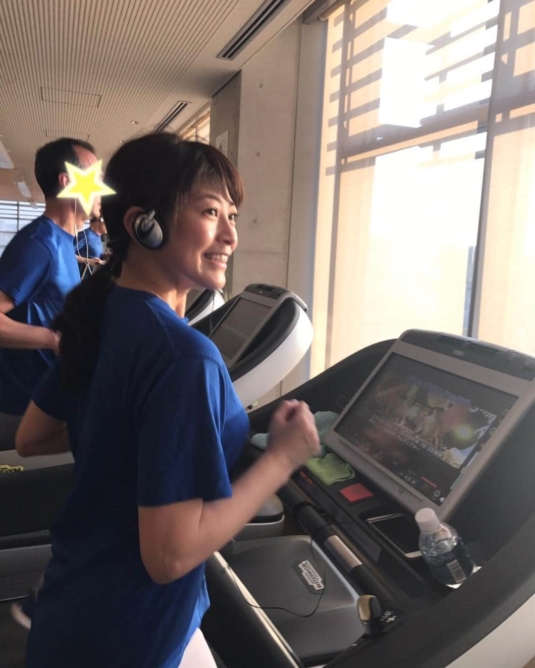 森麻季さんのインスタグラム写真 - (森麻季Instagram)「昨日はジムでジョグ🏃 ファスティングをしたあとは運動を積極的にするといいらしいです #ジム #gym #トレーニング#走 #ファスティング後 #ファスティング後は綺麗な汗が出るみたいですよ」4月17日 16時48分 - maki.mori_m